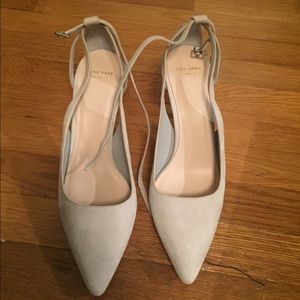 Cole Haan light gray pumps